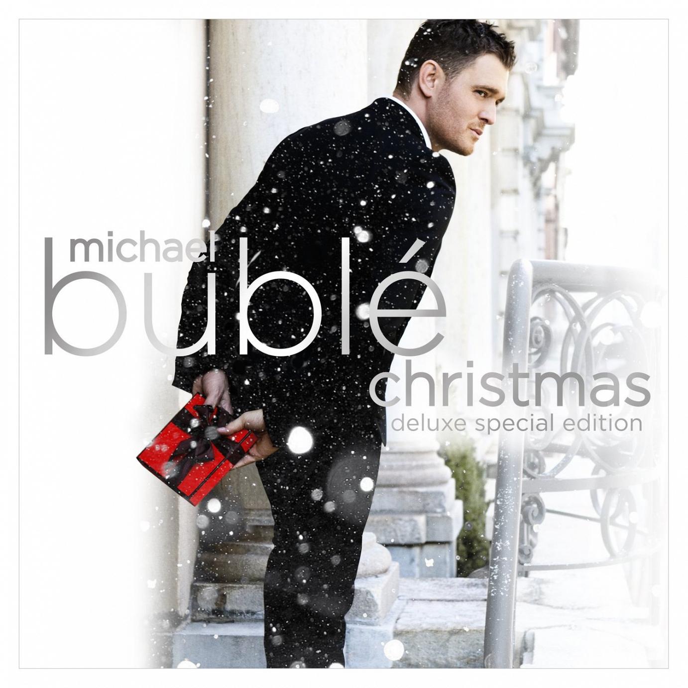 Auch Michael Bublé ist wieder im Weihnachtsfieber: “Christmas (New Edition)”