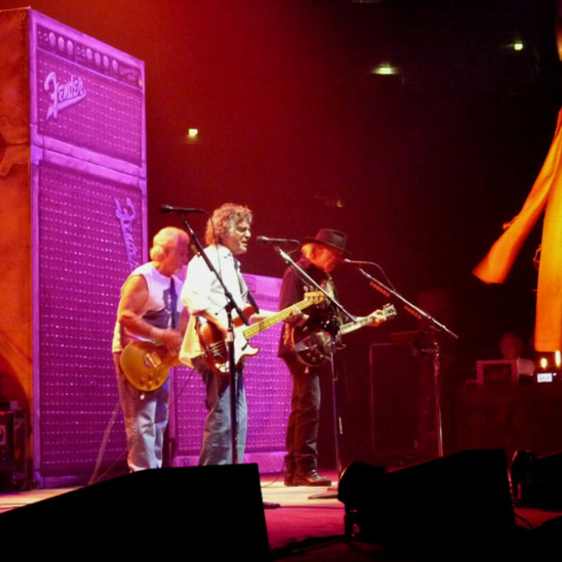 Neil Young & Crazy Horse – 12.07.2013 – Lanxess Arena, Köln – Support: Okta Logue