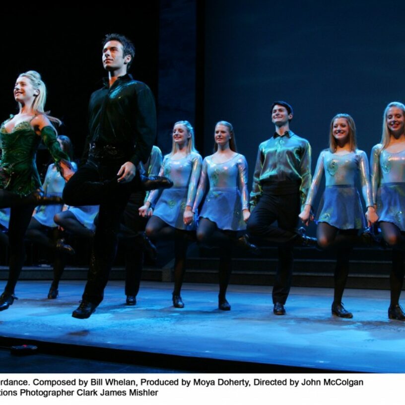 „Riverdance“ tragen das keltische Erbe weiter in die Welt – am 3. April 2014 waren sie in der Arena Trier