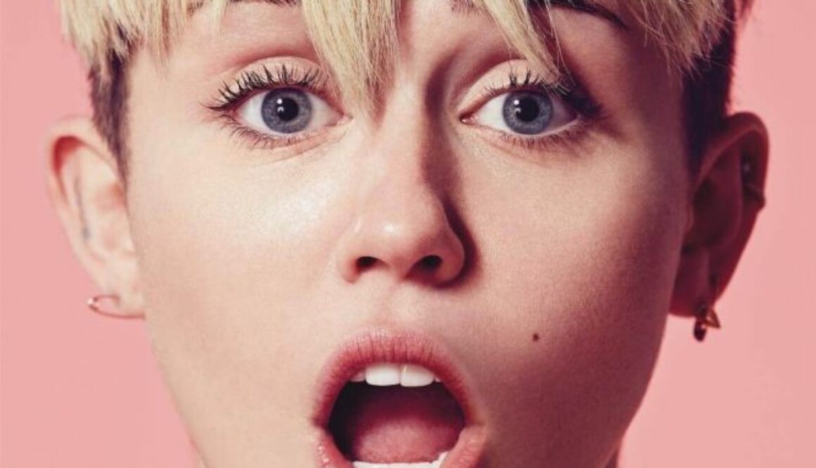 Miley Cyrus Bangerz DVD Cover