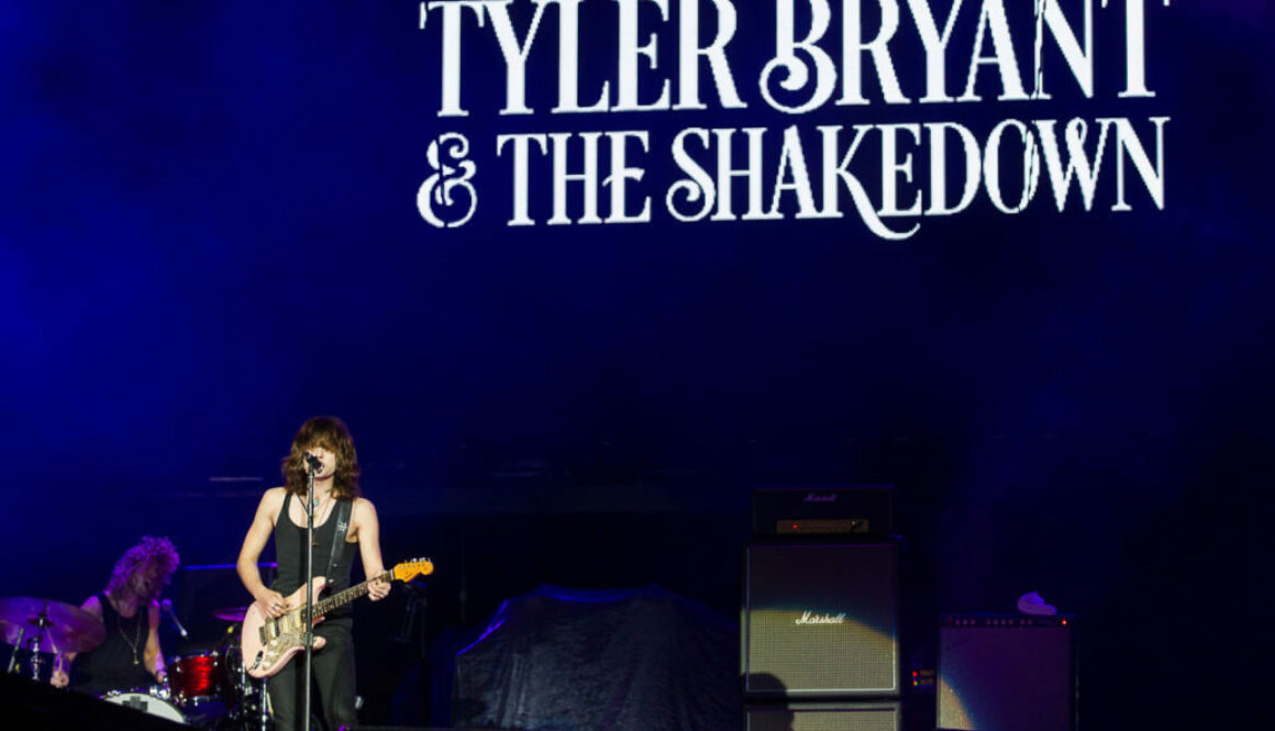 20160615_Tyler Bryant and the Shakedown-008