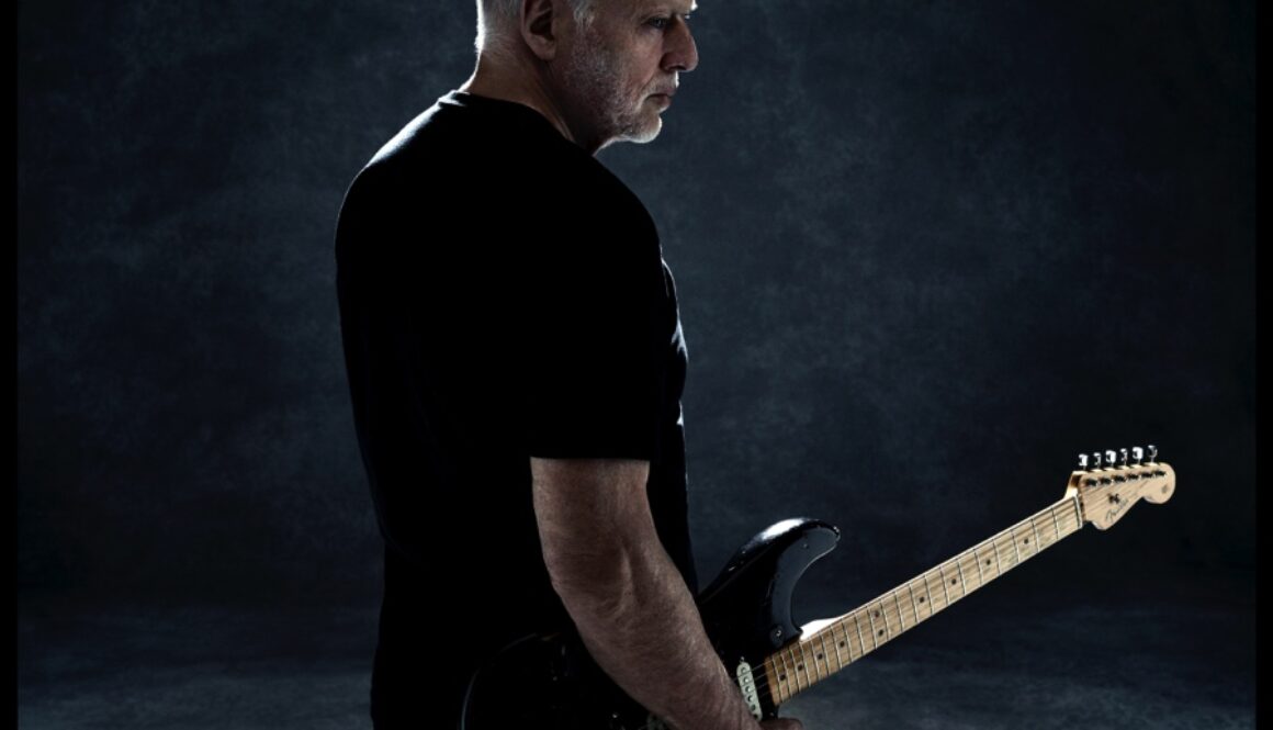 David-Gilmour-2015-Shot-1-photocredit-Kevin-Westenberg-px900