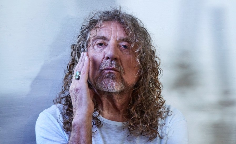 Robert Plant kehrt mit brandneuem Album “Carry Fire” zurück