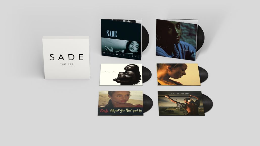 Sade veröffentlichte am 09.10 die neue 6-LP-Box “This Far”