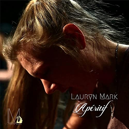 Lauryn Mark aus Frankfurt veröffentlicht ihre neue EP „Apéritif“