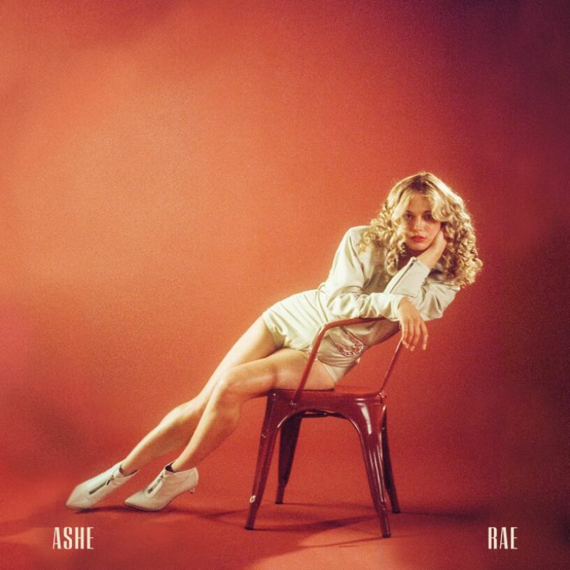 ASHE – Neue Single mit Diane Keaton