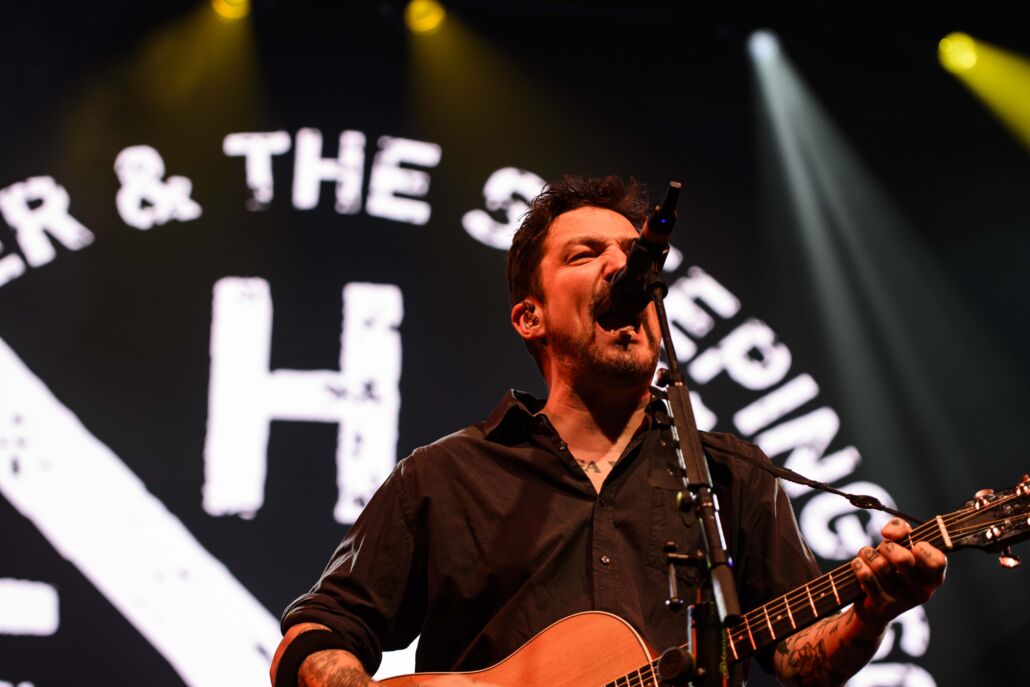 frank-turner-2771 Frank Turner und die Dropkick Murphys in der Rockhal, Fotos vom 10.11.2025