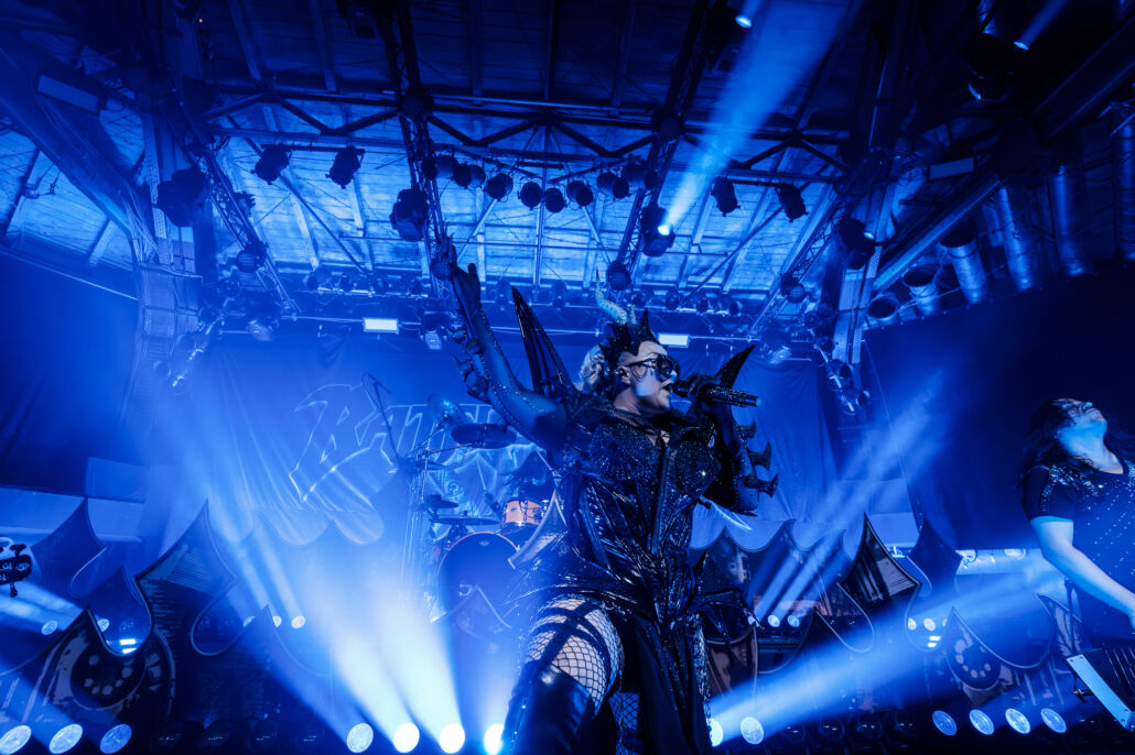 BATTLE_BEAST-DSCF3994 Die Metal-Maschine mit BATTLE BEAST war in der Garage Saarbrücken – Fotos