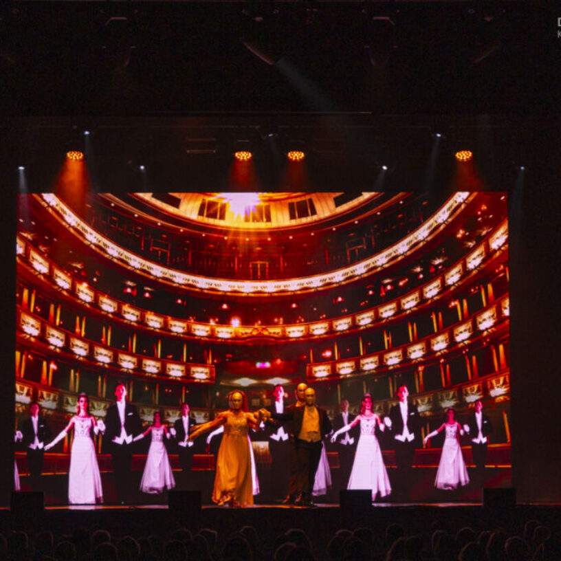 Falco meets Amadeus – Konzertbericht vom 27.2.2026 in der SWT Arena Trier