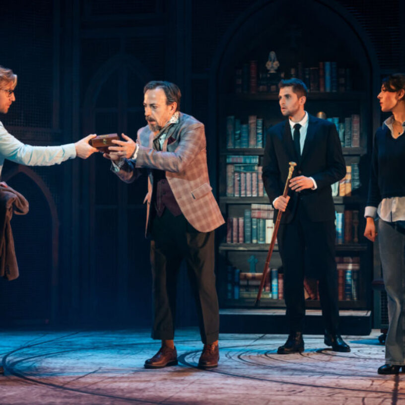 Dan Browns Weltbestseller „Sakrileg“ auf der großen Bühne in Saarbrücken