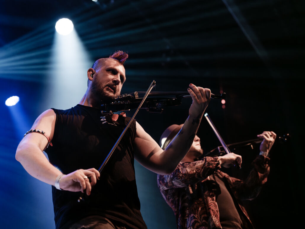 Lumbematz als Support für Drei Meter Feldweg, 11. April in Neunkirchen